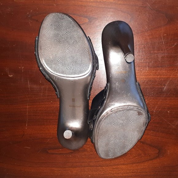 Сlogs - Picture 3 of 5